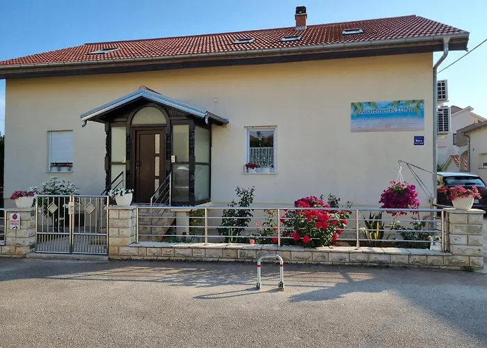 Luna Lägenhet Zadar