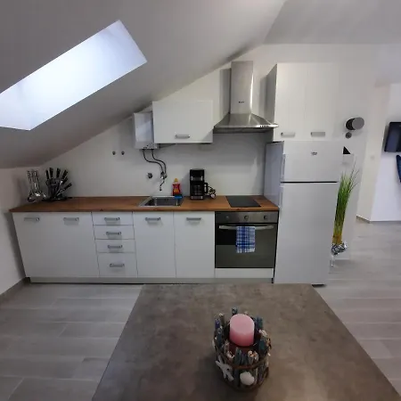 Luna Apartment
