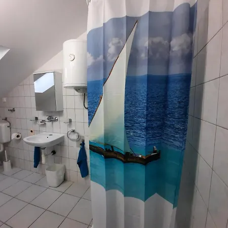 Luna Apartment
