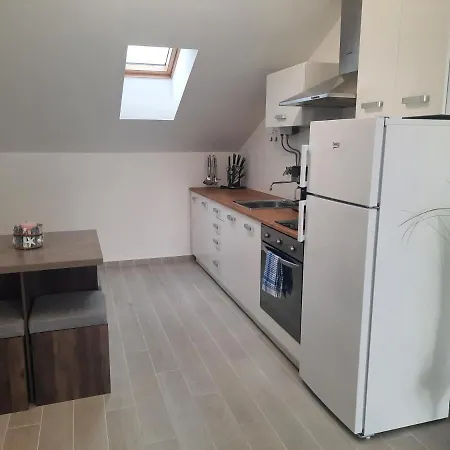 Luna Apartment