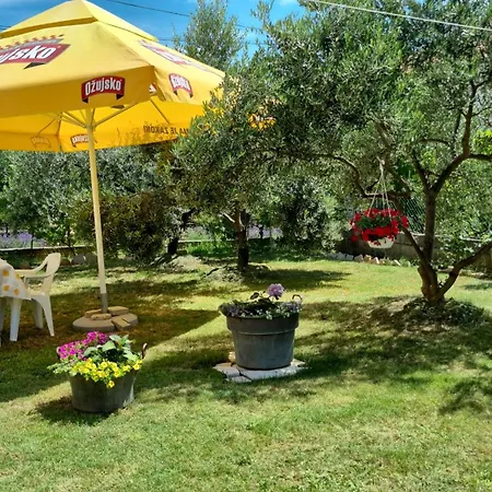 Luna Lägenhet Zadar